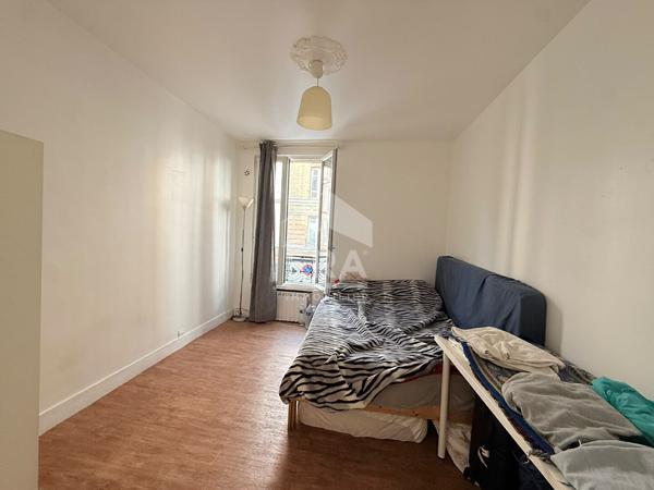 APPARTEMENT AVEC  GRANDE TERRASSE PORTE DE PARIS
