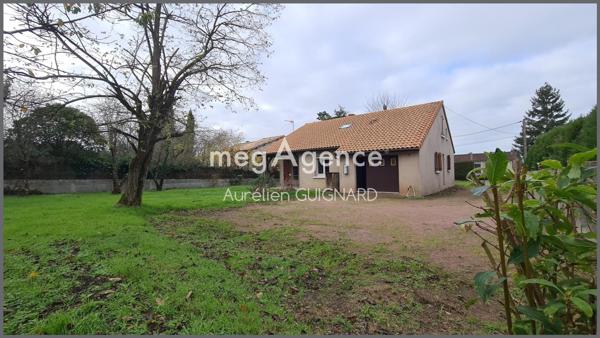 Maison à BRESSUIRE, 79300 - 10 pièces 151m²