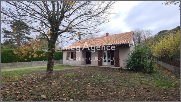 Maison à BRESSUIRE, 79300 - 10 pièces 151m²
