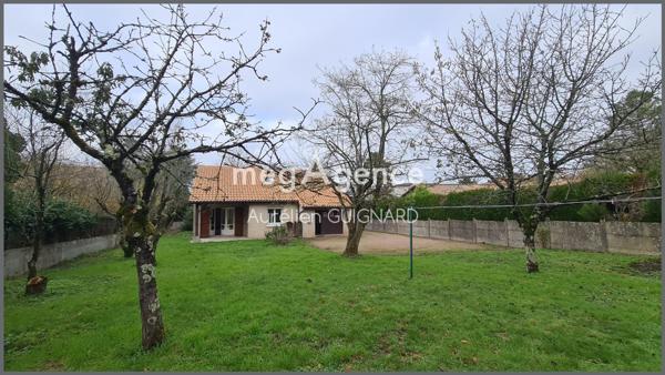 Maison à BRESSUIRE, 79300 - 10 pièces 151m²