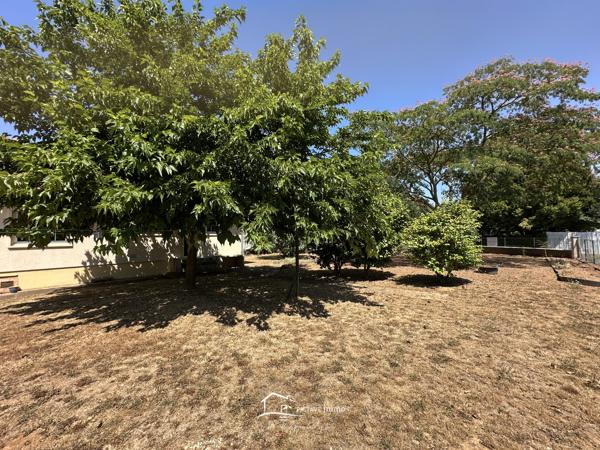 Pavillon 4 chambres sans mitoyenneté avec garage et terrain - Proche toutes commodités Rouillé (86480)