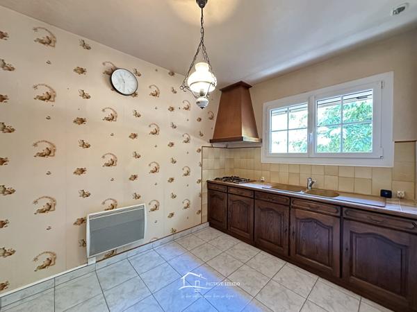 Pavillon 4 chambres sans mitoyenneté avec garage et terrain - Proche toutes commodités Rouillé (86480)