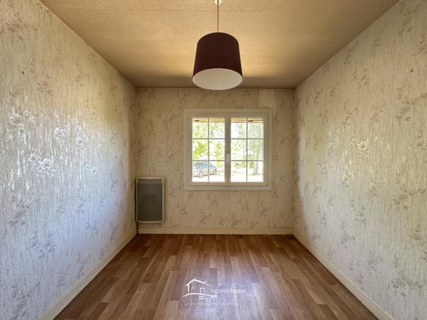 Pavillon 4 chambres sans mitoyenneté avec garage et terrain - Proche toutes commodités Rouillé (86480)