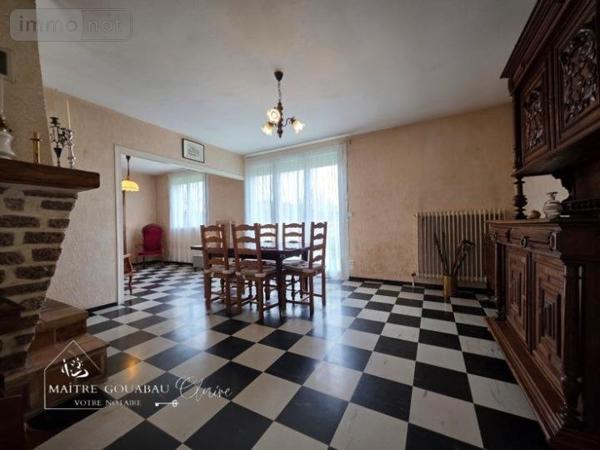 Maison à vendre à Saint-Berthevin en Mayenne (53940), ref :