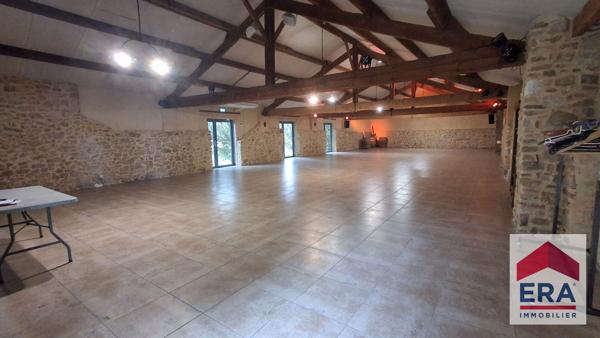 Domaine à Mondragon - Ensemble immobilier - 25 000m² de terrain