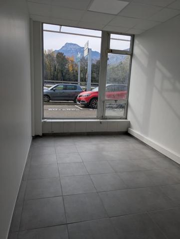 Local commercial 167 m² à vendre SAINT MARTIN LE VINOUX (38)
