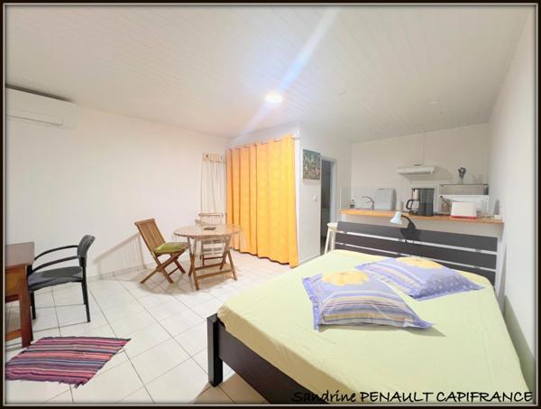 A VENDRE A KOUROU (97310) UNE MAGNIFIQUE PROPRIETE T7 DE 221 m² - TERRAIN DE 813 m²