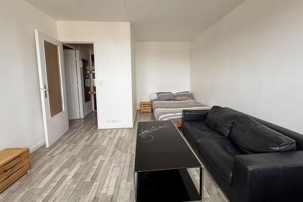 Appartement Rosny Sous Bois 1 pièce(s) 28.49 m2