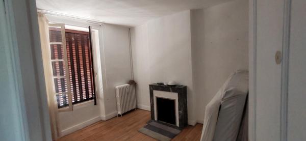 Maison à AUBIGNE-RACAN, 72800 - 3 pièces 160m²