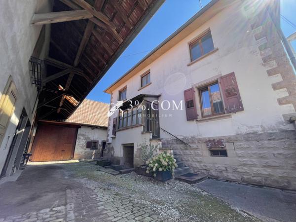 3%COM - CORPS DE FERME AVEC DÉPENDANCES, GARAGE ET JARDIN SUR 24 ARES. Gundershoffen (67110)