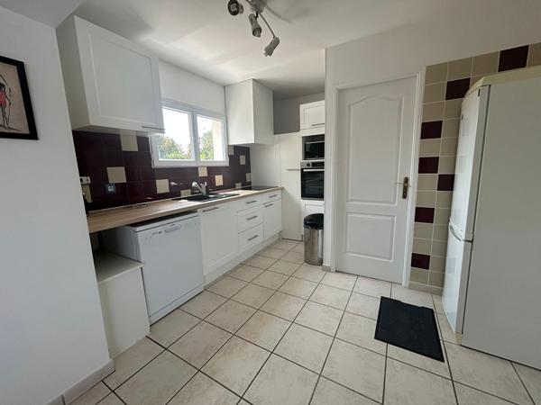 Saint Sulpice De Royan 6 pièces 215 m2 sur 1100 m² de terrain et appartement 3 pièces Saint sulpice de royan