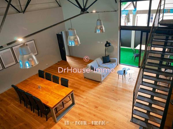 Appartement à louer 4 pièces de 137 m²