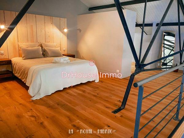 Appartement à louer 4 pièces de 137 m²