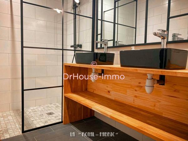 Appartement à louer 4 pièces de 137 m²