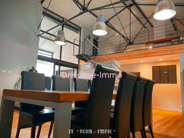 Appartement à louer 4 pièces de 137 m²