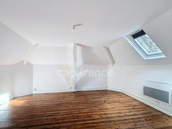 Maison à louer 5 pièces 119,34m2 4 chambres, terrasse LA CHAPELLE SAINT MESMIN (45)