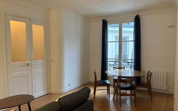 Appartement à louer    3 pièces • 58,05 m2 Paris 3