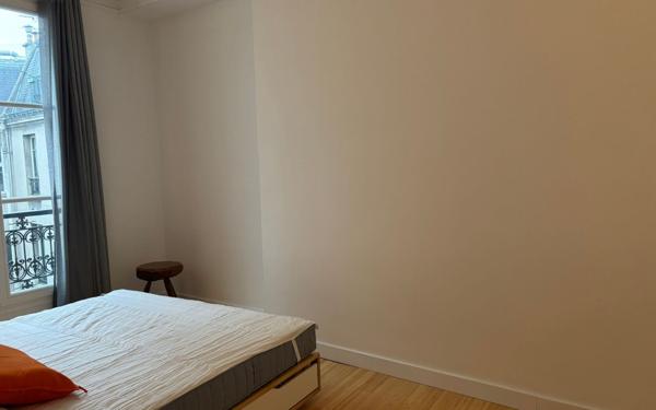 Appartement à louer    3 pièces • 58,05 m2 Paris 3