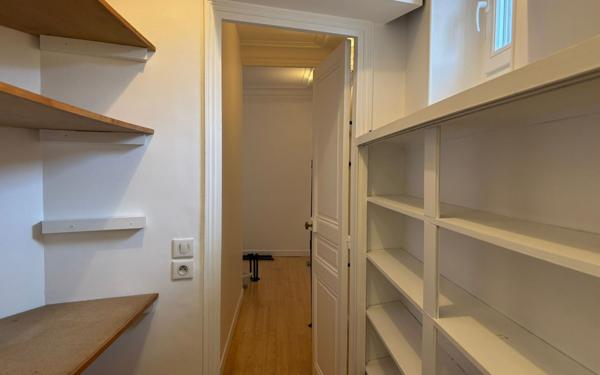 Appartement à louer    3 pièces • 58,05 m2 Paris 3