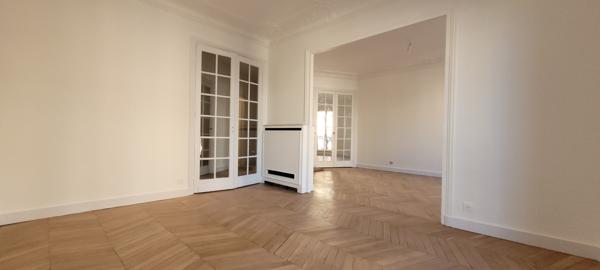 Paris (75012) BEL APPARTEMENT FAMILIAL PARISIEN