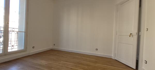 Paris (75012) BEL APPARTEMENT FAMILIAL PARISIEN