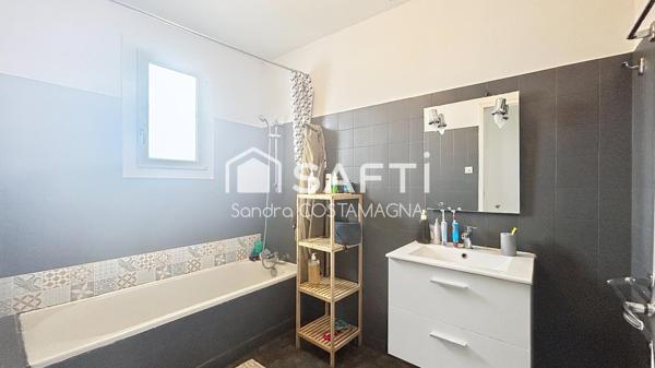 Maison 8 pièces avec jardin