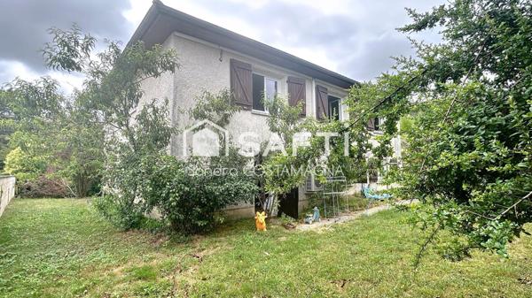 Maison 8 pièces avec jardin