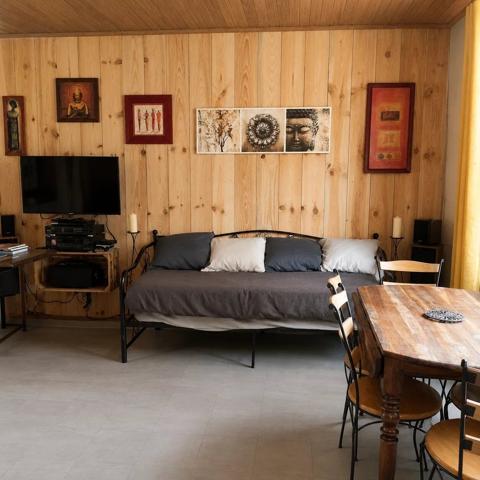 Vente                                                      Maison
                        
                     3 pièces                      98 m2                     à Dégagnac