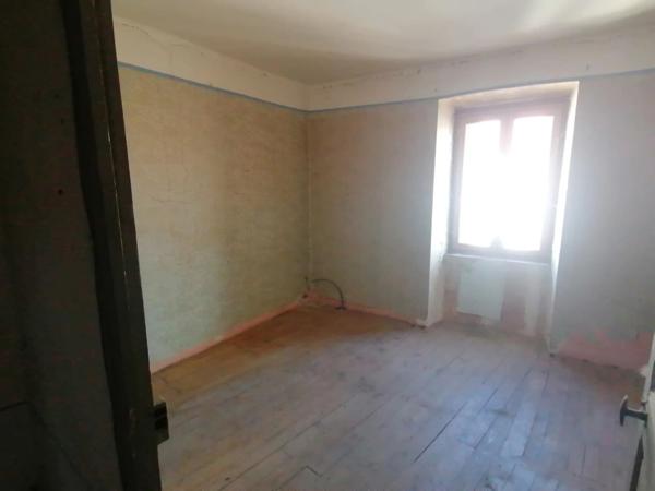 Vente Maison de village 8 pièces 73 m2 à Lempdes-sur-Allagnon