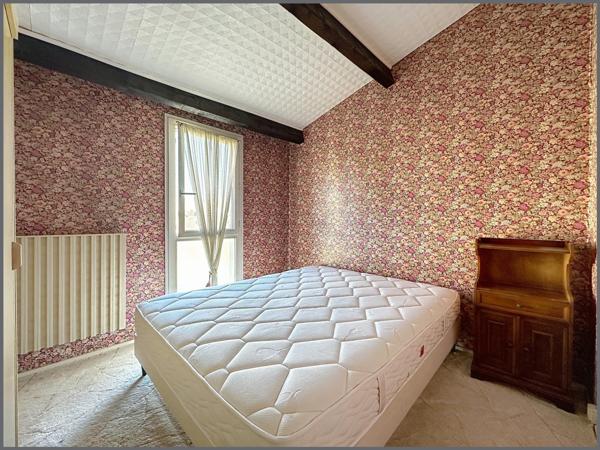 Jolie maison avec jardinet et garage !