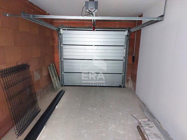 MAISON NEUVE BREUILLET  -PLAIN -PIEDS- PROCHE CENTRE-VILLE