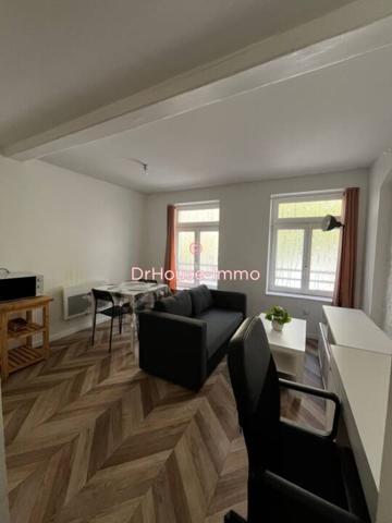 Immeuble à vendre 3 pièces de 83 m²