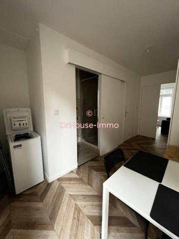 Immeuble à vendre 3 pièces de 83 m²