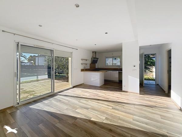 Maison à vendre 254 000 € Boé 5 p 100 m² DPE A
