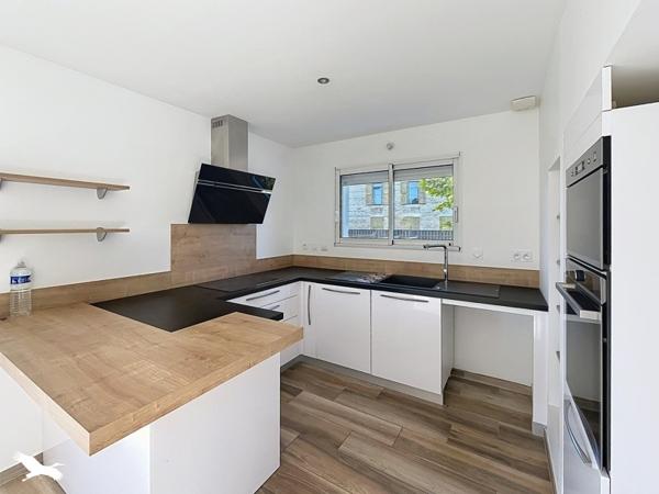 Maison à vendre 254 000 € Boé 5 p 100 m² DPE A