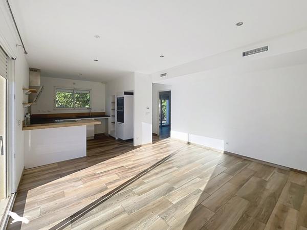 Maison à vendre 254 000 € Boé 5 p 100 m² DPE A