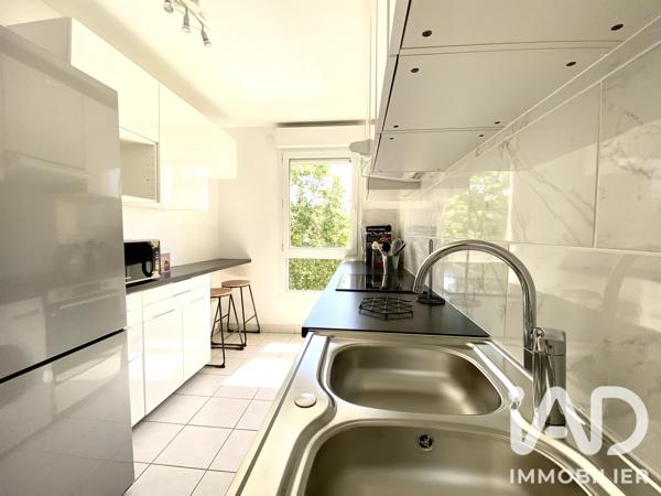 Location appartement 3 pièces 60,8 m² Montrouge