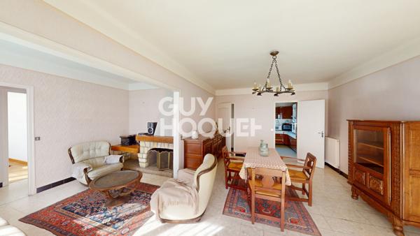 Maison traditionnelle 5 chambres à vendre à Péronne, proche écoles et centre-ville