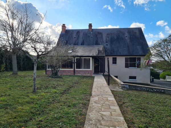 À vendre - Maison individuelle, 4 pièces située à Montval-sur-Loir (72500)