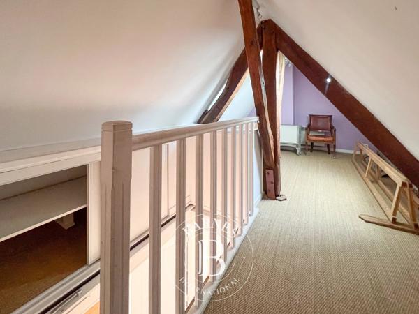 Le Mesnil-le-Roi, Maison 5 Chambres -  241 m² à vendre