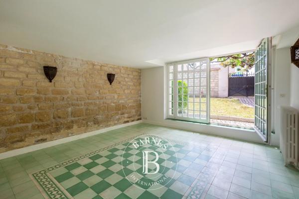 Le Mesnil-le-Roi, Maison 5 Chambres -  241 m² à vendre