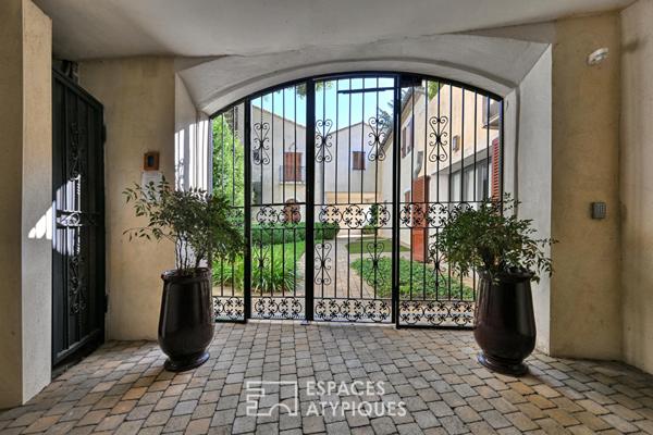 Appartement confidentiel en coeur de ville avec garage