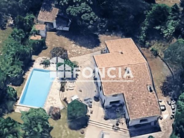 À vendre Terrain 1000 m² - Saint-vincent-de-barbeyrargues 34730