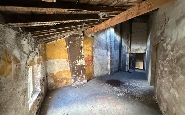 Appartement à vendre    1 pièce • 38 m2 L'Arbresle