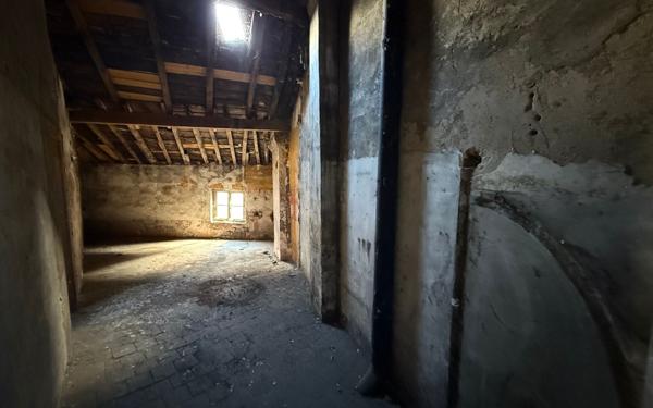 Appartement à vendre    1 pièce • 38 m2 L'Arbresle