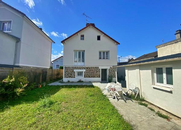 Maison à vendre    4 pièces • 116,94 m2 Clichy-sous-Bois