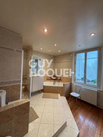 Maison à vendre à Compiègne - 5 pièces, 140.65 m², 3 chambres