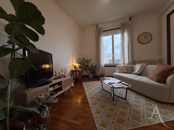 Appartement 2 pièces avec vue imprenable !