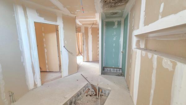 LOFT D'EXCEPTION EN COURS D AMENAGEMENT - VOLUMES UNIQUES ET POTENTIEL INFINI