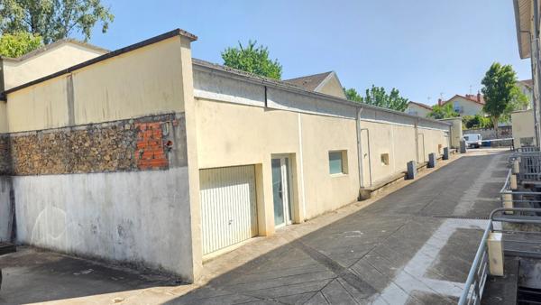 LOFT D'EXCEPTION EN COURS D AMENAGEMENT - VOLUMES UNIQUES ET POTENTIEL INFINI